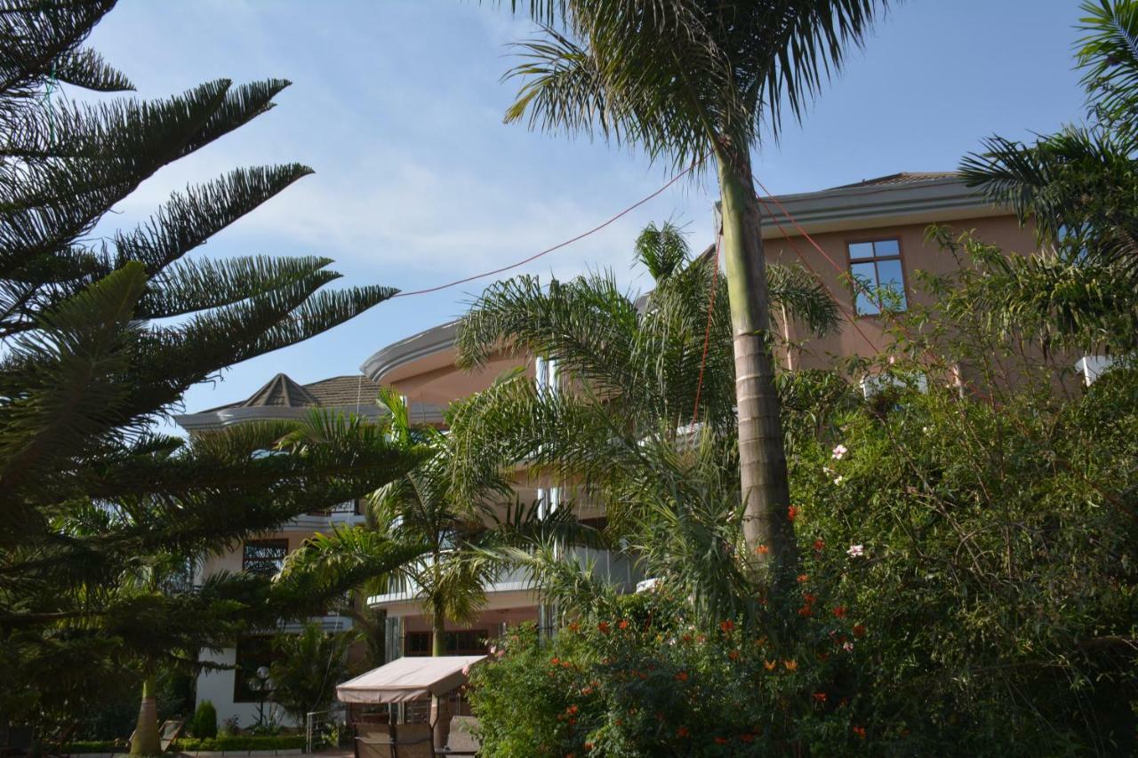Nejobugg Palace Hotel Nkoanrua Exterior photo