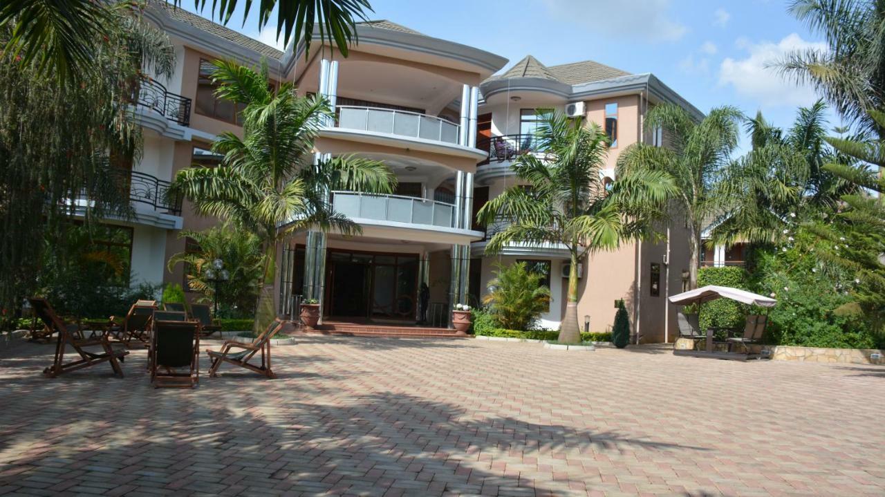 Nejobugg Palace Hotel Nkoanrua Exterior photo